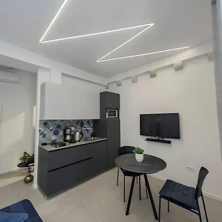 Location ! New, Modern, Old Town Dubrovnik